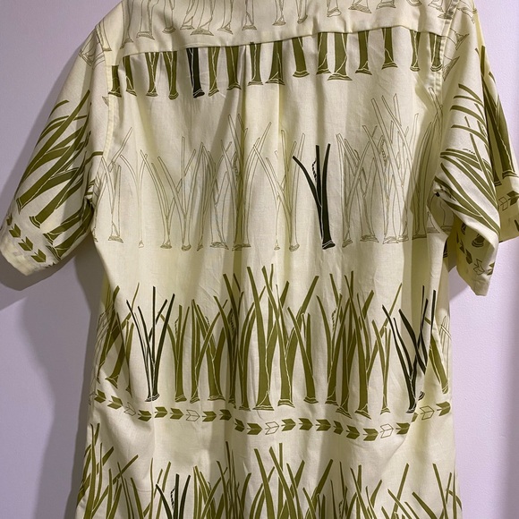 Sig Zane Button Up Aloha Shirt (Huli Pattern) - Picture 4 of 4